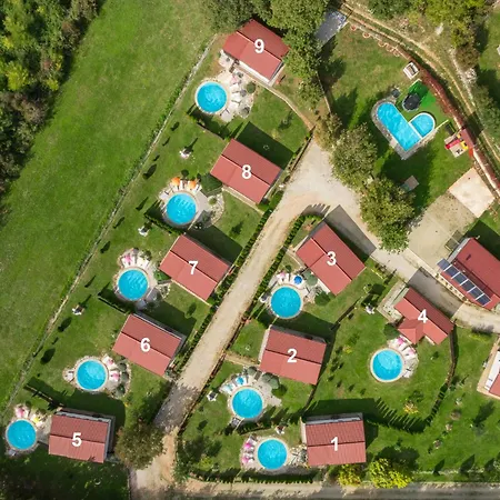 Village Jelovci Gasthof