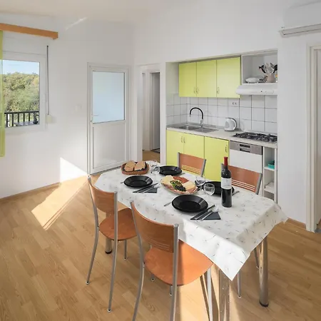 Gasthof Village Jelovci 3*