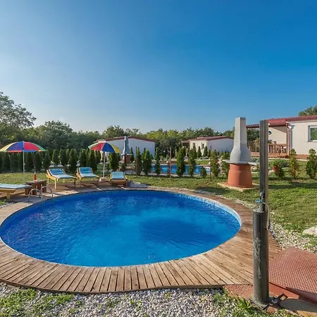 Village Jelovci Guest house
