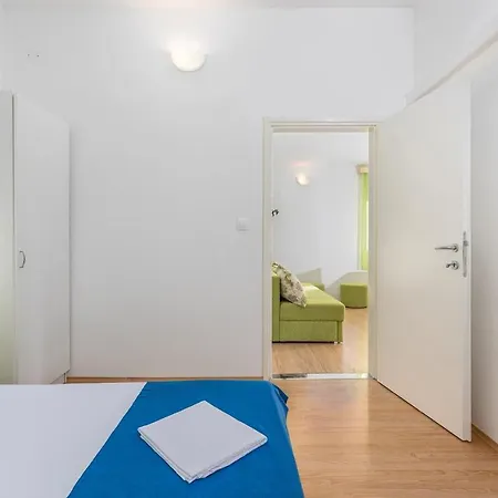 Guest house Village Jelovci 3*